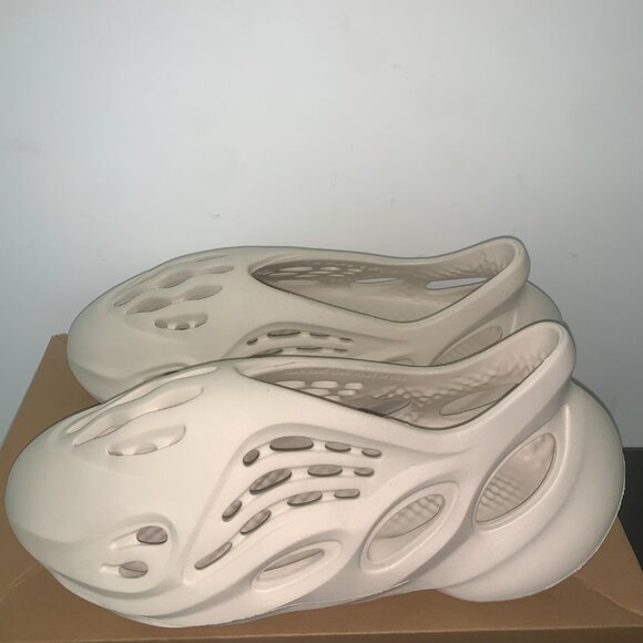 Adidas Yeezy Foam RNNR Ararat main image 7
